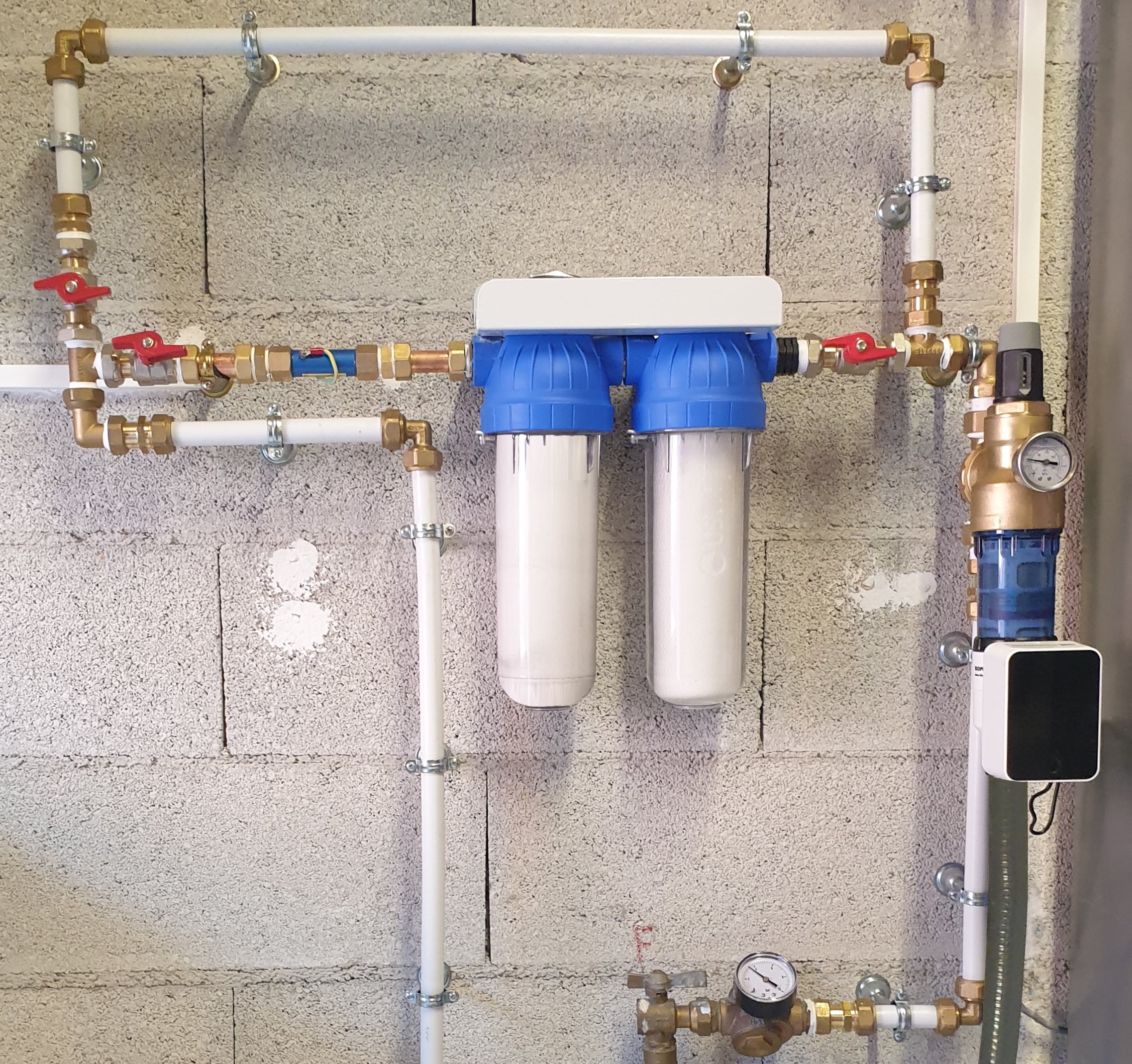 SUPRION electrostatic anti-limescale device installed on the main water supply of a house